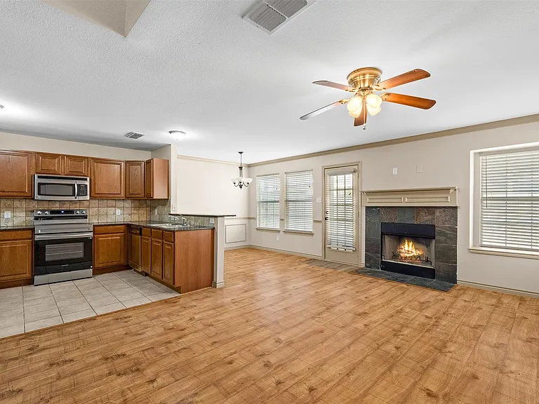 12611 Oceanside Dr — Photo 7