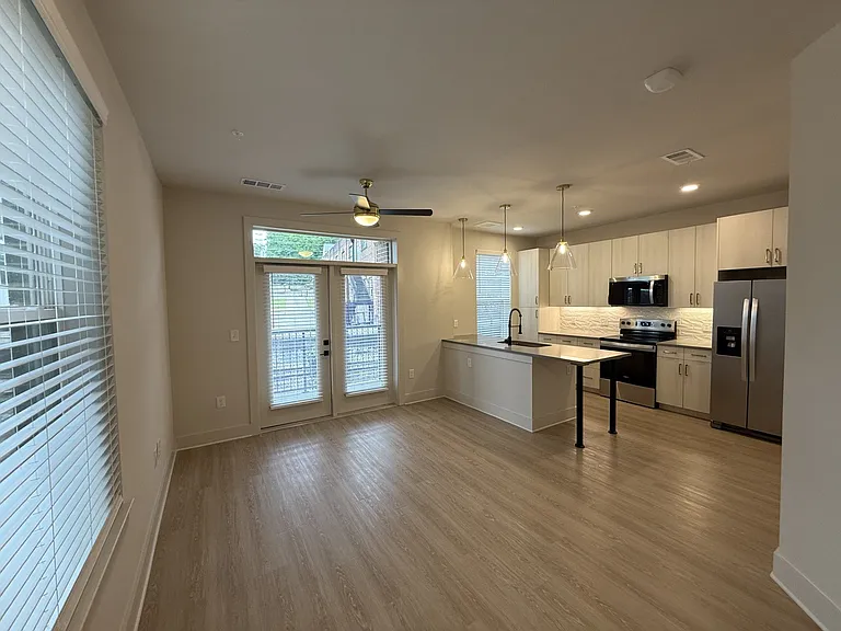 District on the Etowah Apartments — Photo 266