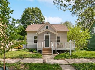 796 Cherokee Ave, Saint Paul, MN 55107