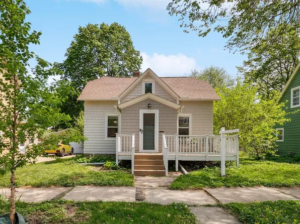796 Cherokee Ave, Saint Paul, MN 55107