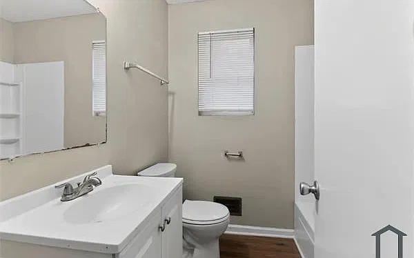3 bed, 1006 sqft, $1,500 — Photo 2