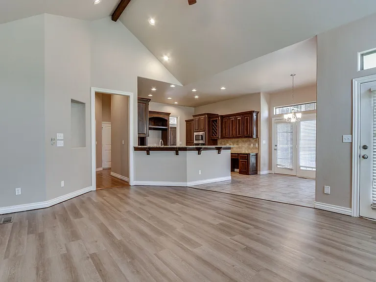 3341 Heritage Green Cir — Photo 30