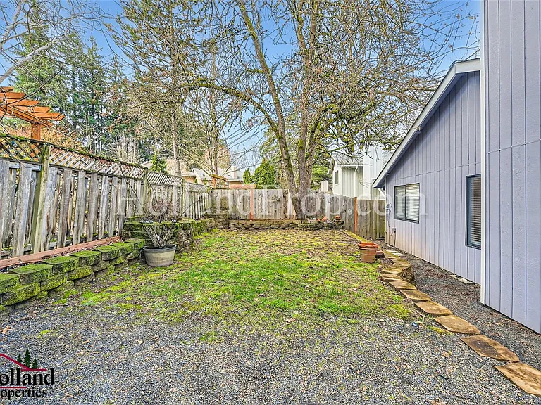 6765 SW 152nd Ave — Photo 26