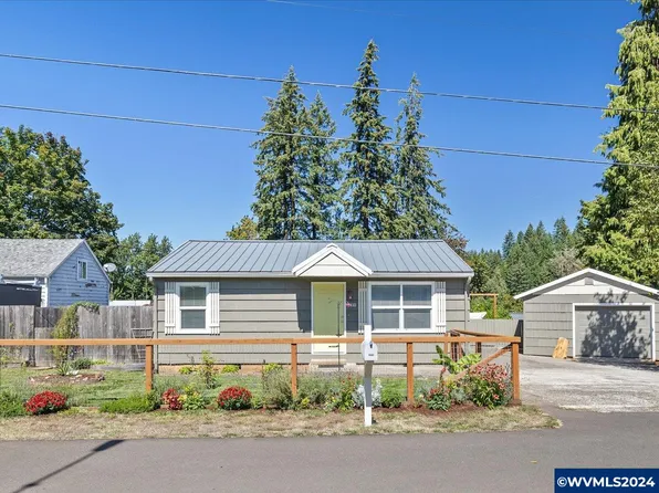 2410 Cedar St, Sweet Home, OR 97386