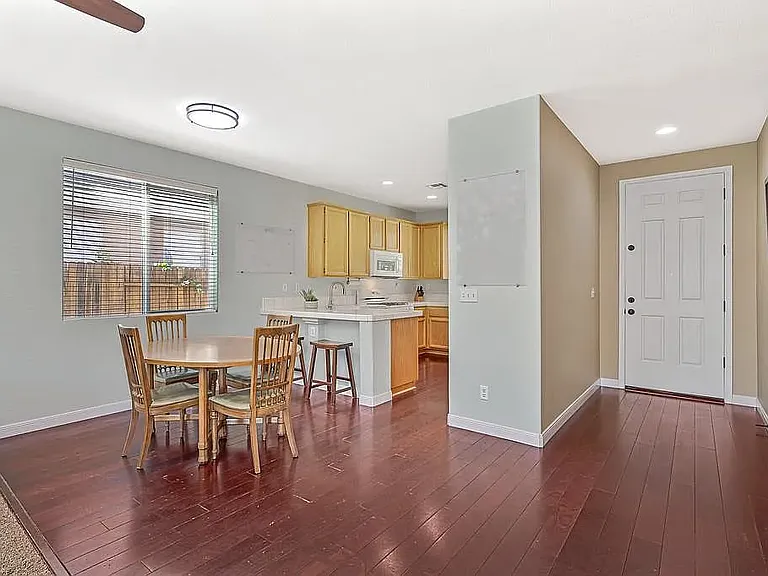 9226 Lucchesi Dr — Photo 9