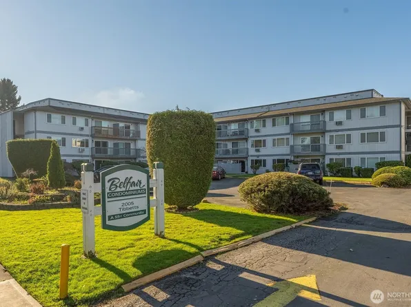 2005 Tibbetts Drive #209, Longview, WA 98632