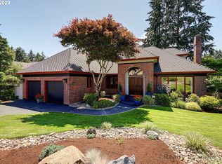 1952 Sunburst Ter, West Linn, OR