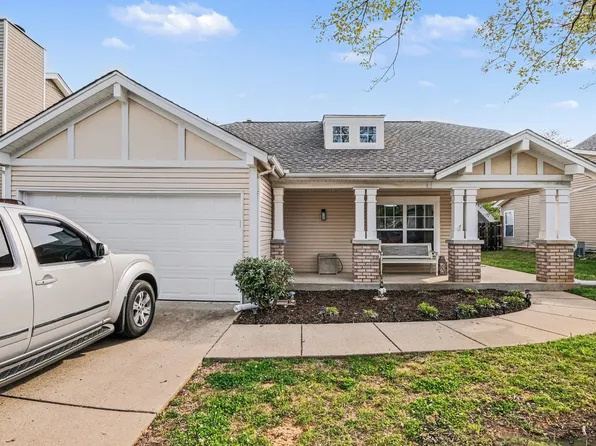 1736 Stone Hollow Ct, Hermitage, TN 37076