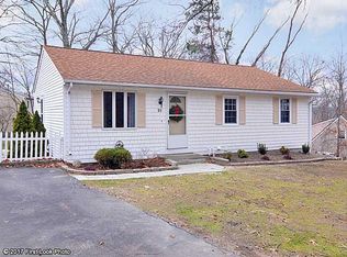 95 E Greenwich Ave, West Warwick, RI 02893