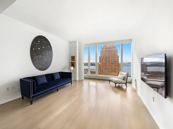 50 West Street image 1 of 4