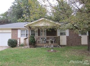 1505 E Kentwood St, Republic, MO 65738
