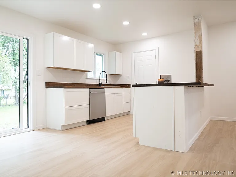 909 W El Paso Pl — Photo 9