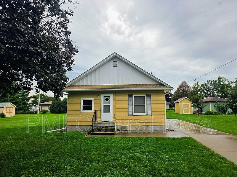 2 bed, 1.0 bath, 708 sqft, $860 — Photo 1