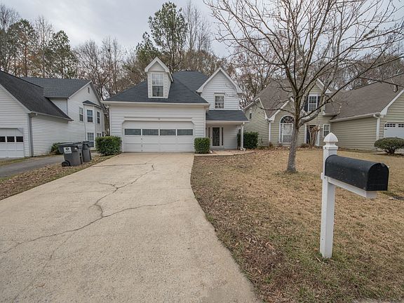 2nd image of 73 Prestwick Ln