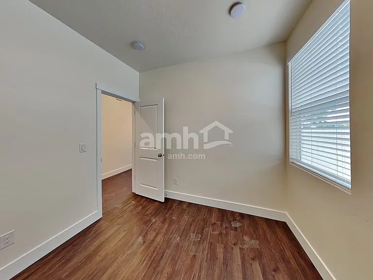 1515 W Afton St — Photo 10