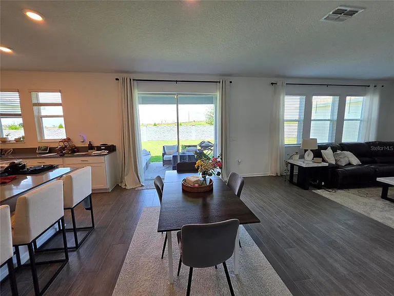 2587 Runners Cir — Photo 6
