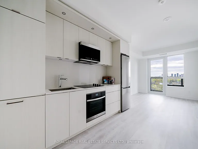60 Central Park Dr #1207 — Photo 21