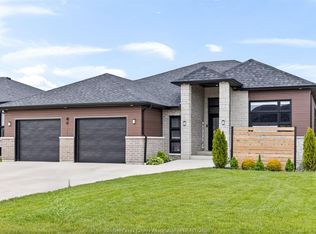 6 Woodland St, Kingsville, ON