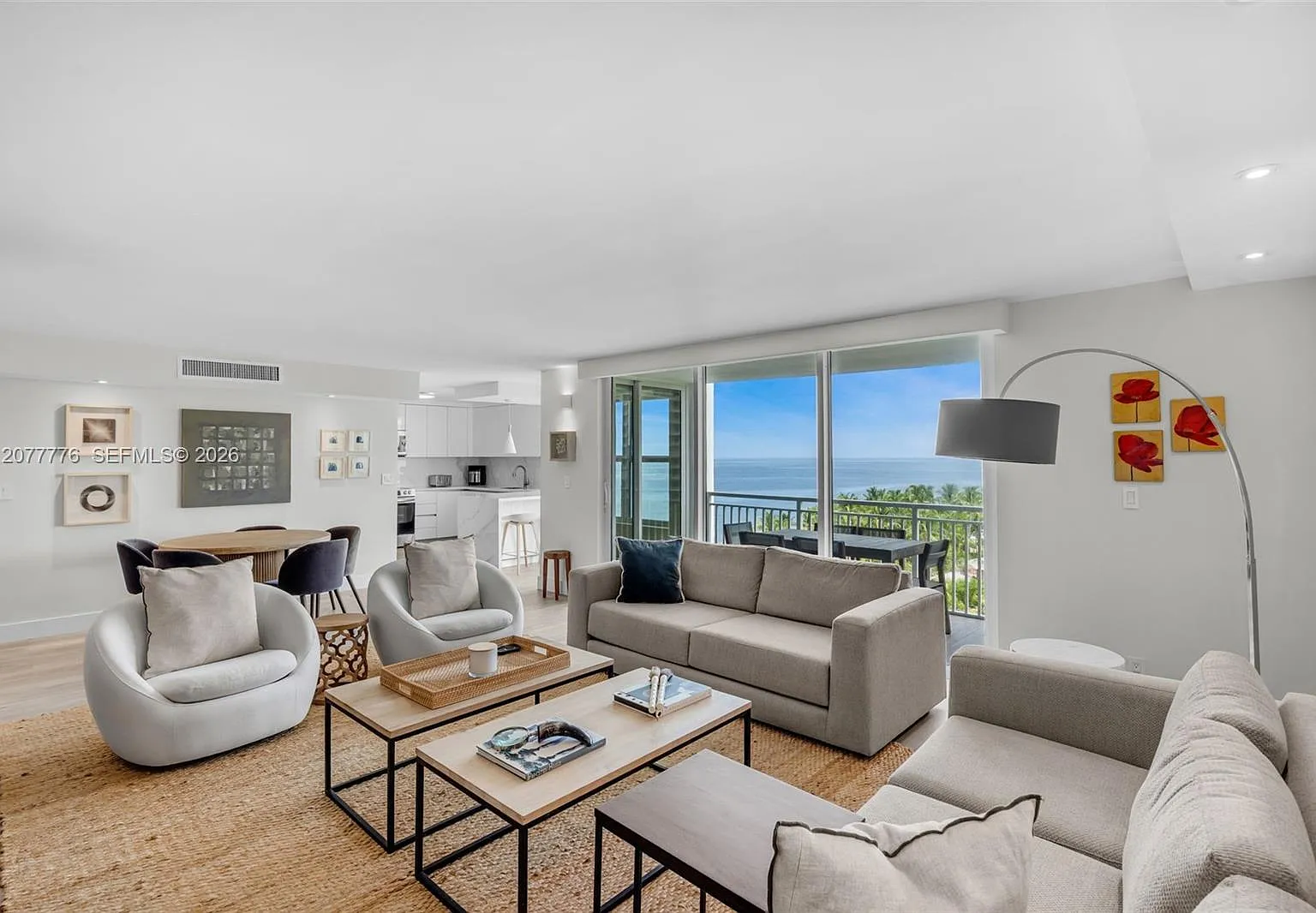 607 Ocean Dr — Photo 3