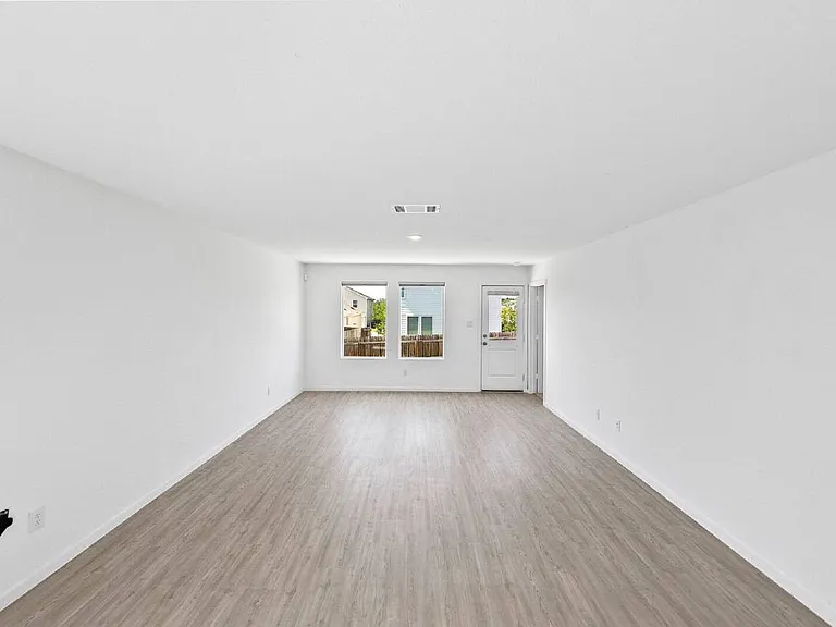 9119 Selene Pl — Photo 5