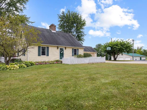 12 Countryside Dr, Greenwich, OH 44837
