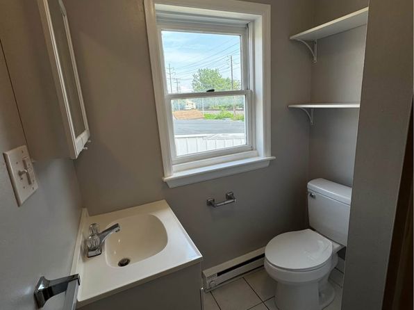 2204 Penn Ave FLOOR 2