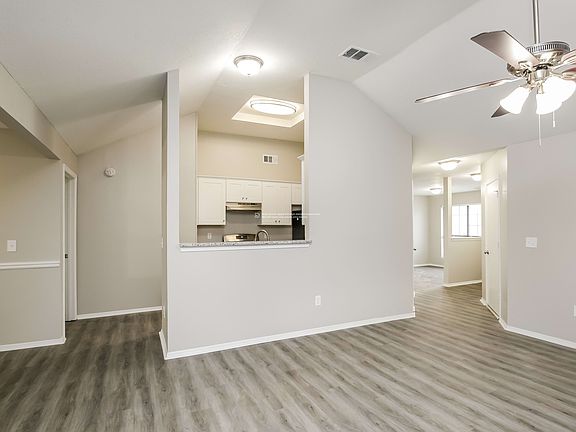 5th image of 2691 Daylilly Ln