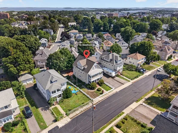 16 Bedford St, Quincy, MA 02169