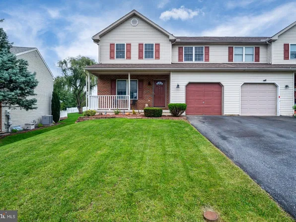 3305 Wyoming Dr N, Sinking Spring, PA 19608