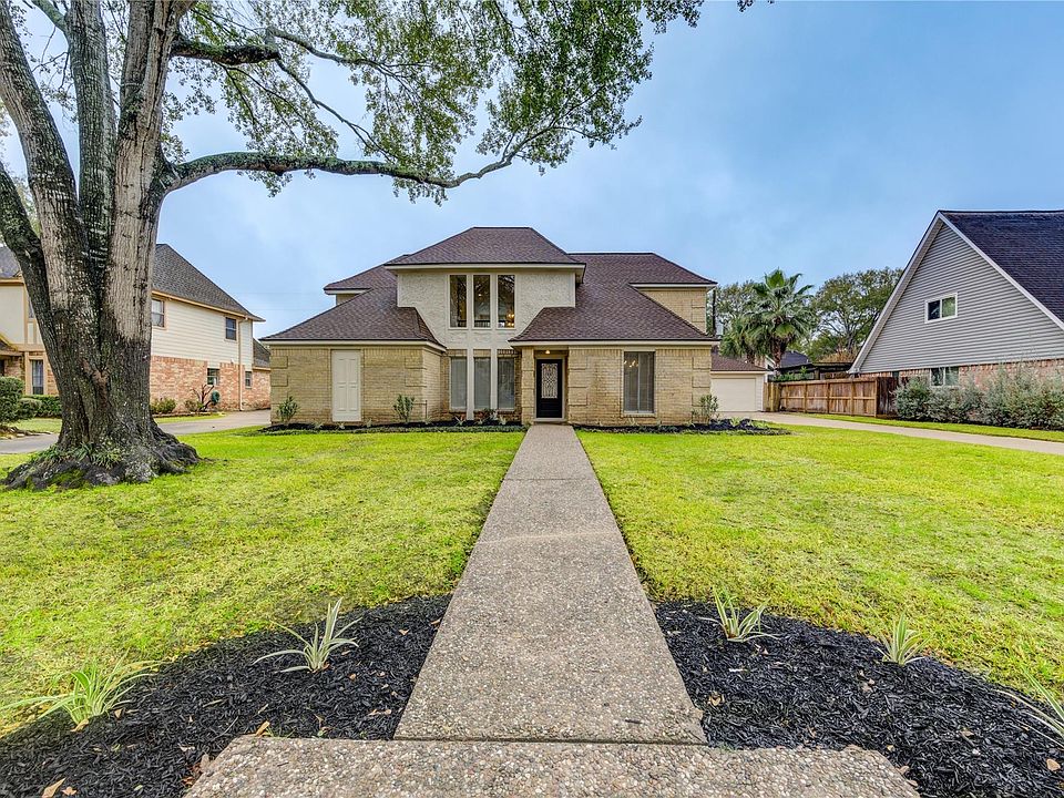 1st image of 12015 Laneview Dr