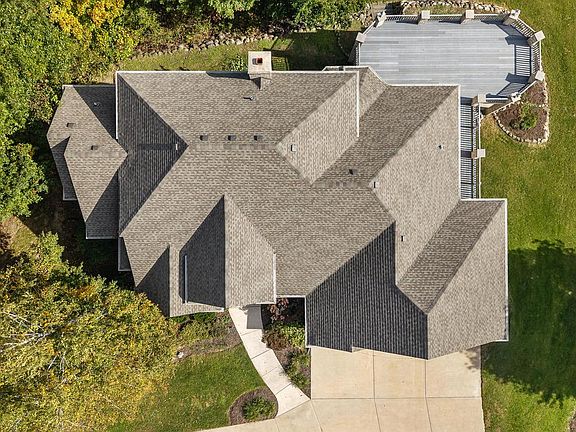 5th image of N438 Beverly DRIVE