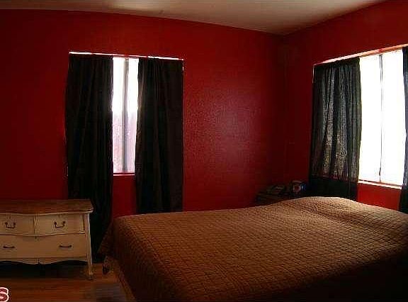 5th image of 3516 Marguerite St