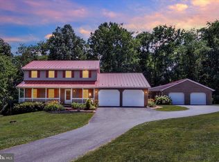 824 Rocky Rd, Red Lion, PA 17356