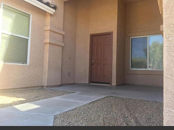 3rd image of 1929 W Burgess Ln