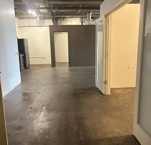 2404 Wilshire Blvd #11D — Photo 5
