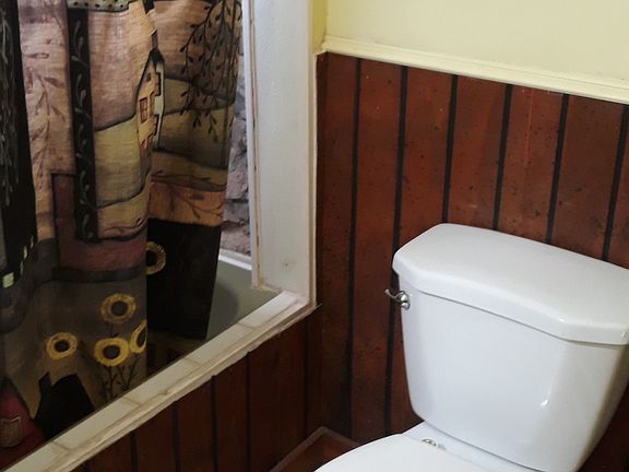 5th image of 200 S Marshall St #5