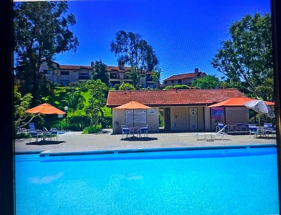 Community pool