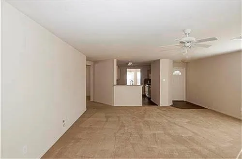 7303 Major Elm St — Photo 4