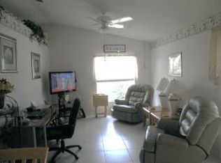 280 Oak Lake Rd, Melbourne, FL 32901