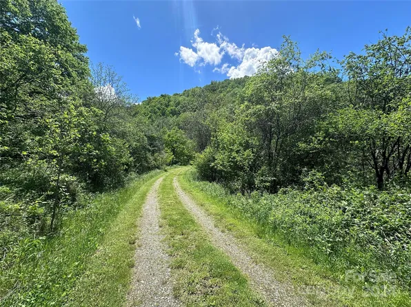 0 Wayward Cv, Clyde, NC 28721