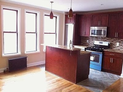 1st image of 116 Quincy St APT B7
