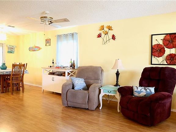 4th image of 10605 Salamanca Dr