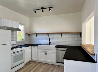 4208 Terrace St, Oakland, CA 94611