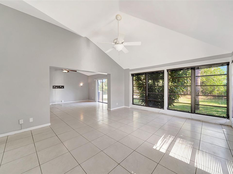 1st image of 7056 Lantana Lane