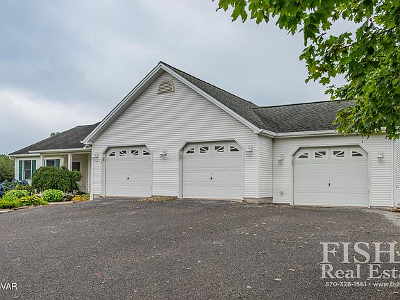 3rd image of 240 Houser Ln