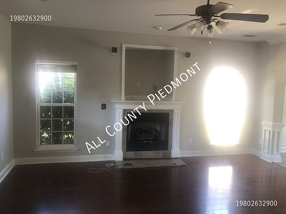 3rd image of 13214 Meadowmere Rd
