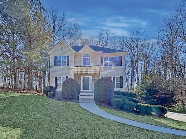 1045 Fieldstone Dr, Canton, GA 30114