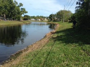 2380 SE Charleston Dr, Port Saint Lucie, FL 34952