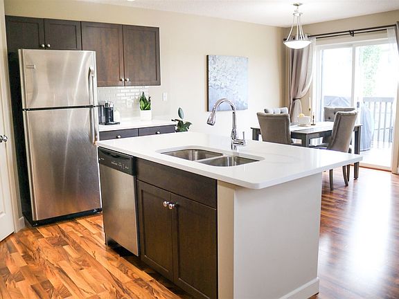 3rd image of 8602 Southfort Blvd #13