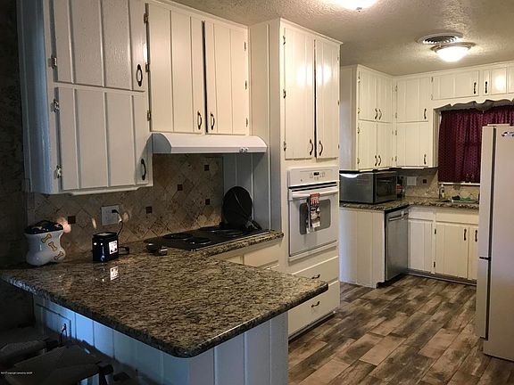 3rd image of 4011 Julie Dr